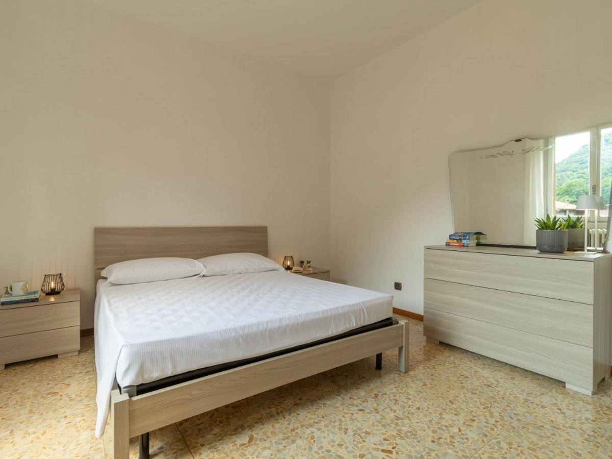 Mamma Ciccia Holiday Home - Mountains & Lake Mandello del Lario Exteriör bild